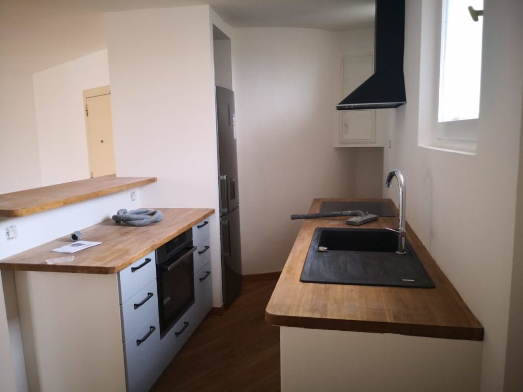 cuisine ouvert renovation appartement cours julien 13006